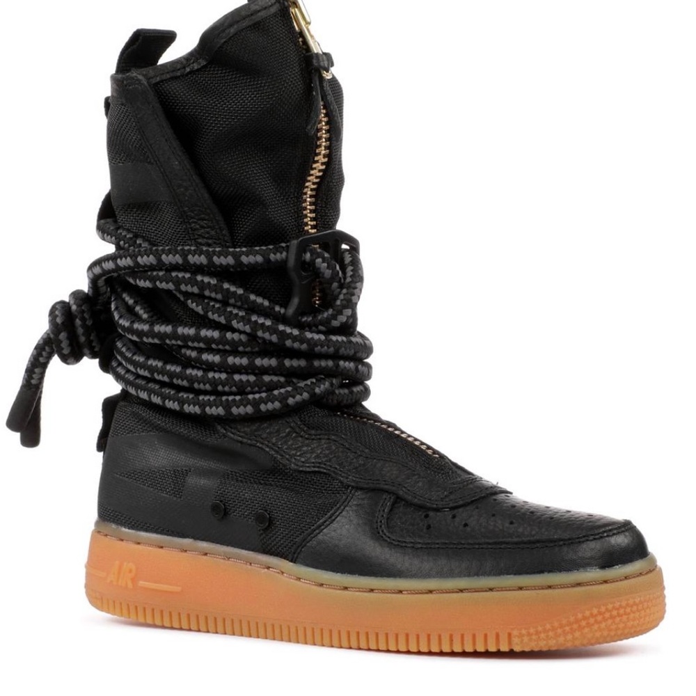 NIKE Air Force 1 High ‘black gum’ Boot NWOT